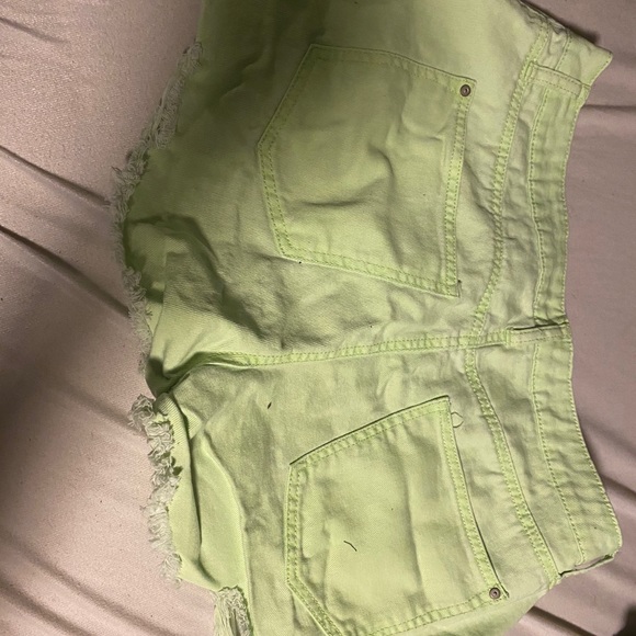 Shorts - Picture 2 of 2